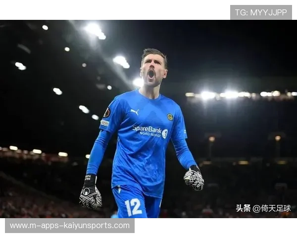 里昂二线远射开火，皮球击中立柱弹出，里昂球员